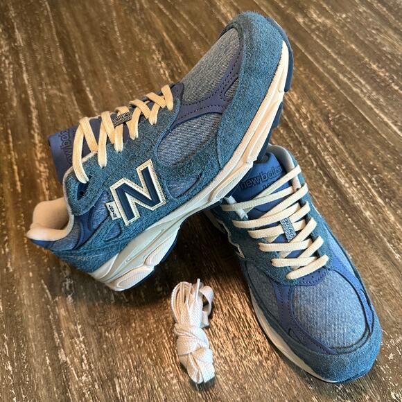 NWB Men’s New Balance x Levi’s MiUSA 990v3 Sneakers Denim Blue, Size 10 - Picture 1 of 14